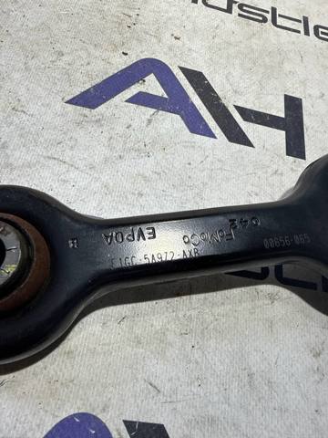 Важіль задньої підвіски поперечний E1GZ5A972A FORD