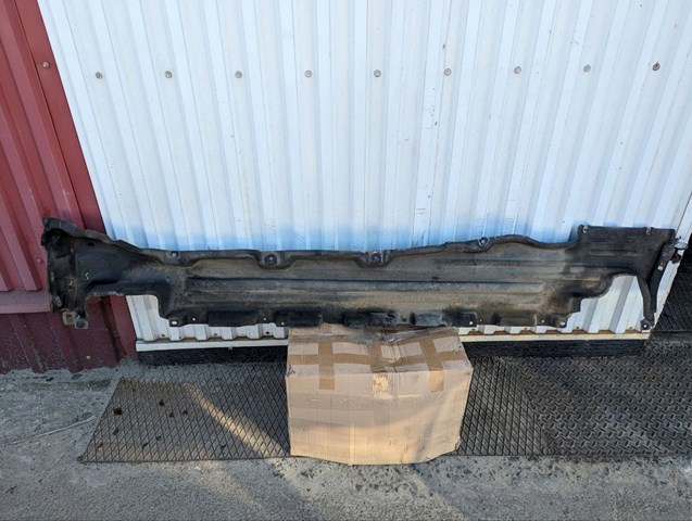 Захист днища, правий LR090564 LAND ROVER