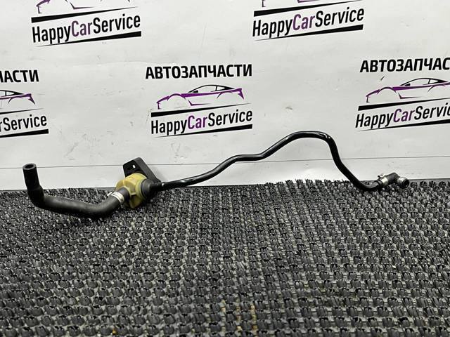 Патрубок вентиляції картерних газів 06E103207AJ VAG
