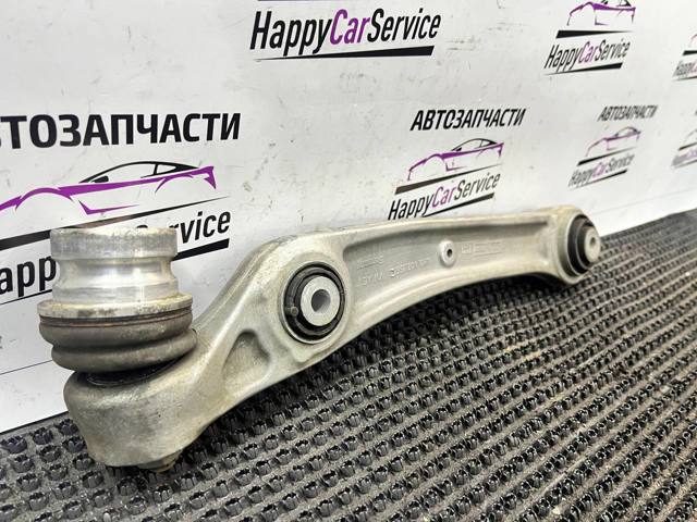 Правий важіль передній нижній підвіски 4M0407156C VAG