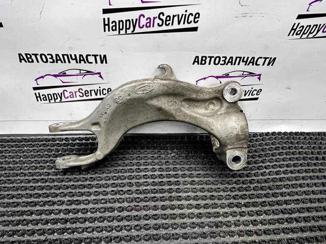 Вилка нижня амортизатора переднього, ліва 4M0413037 VAG