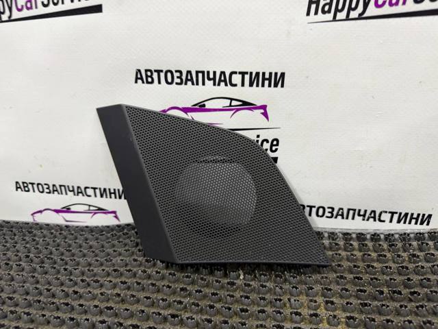 Решітка динаміка 4M0857227 VAG