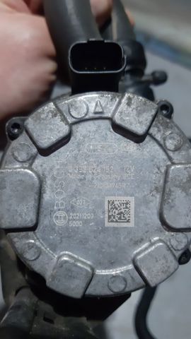 Насос охолоджуючої рідини 210107745R RENAULT