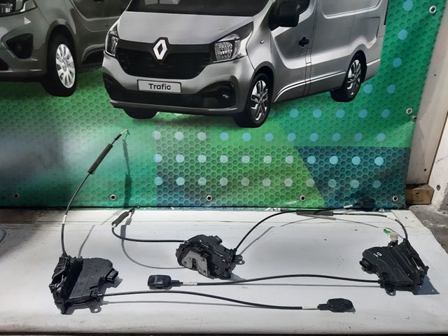 Замок водійських дверей 805032854R RENAULT