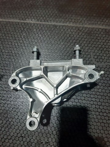 Ліва подушка двигуна 9826551380 PEUGEOT