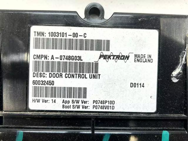Блок комфорту передніх дверей 100310100C TESLA