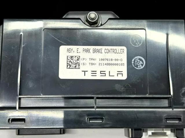 БУ електромеханічного гальма стоянки 100761800D TESLA