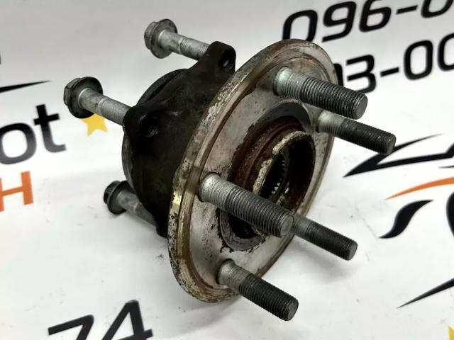 Маточина (передня) 102717000A TESLA