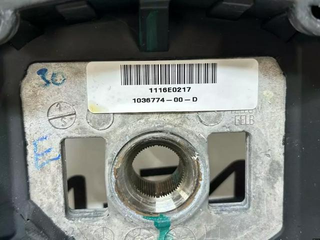 Руль 103677400D TESLA
