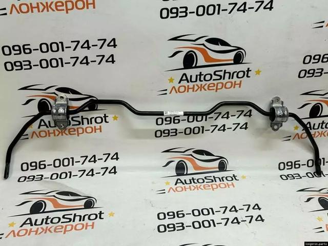 Стабілізатор задньої підвіски 104448800A TESLA