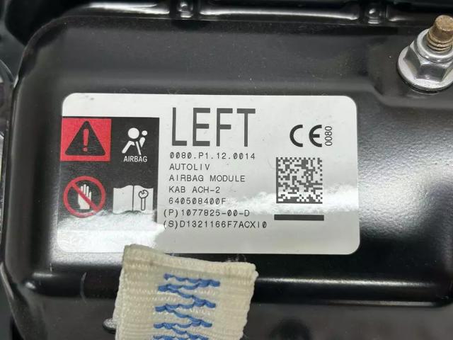 Подушка безпеки, водійська, AIRBAG, захисту колін 107782500D TESLA
