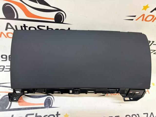 Бардачок 108334000H TESLA