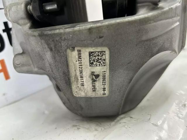 Супорт гальмівний, передній, правий 118862200B TESLA