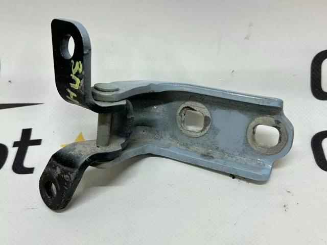 Петля задніх правих дверей 13581571 GM