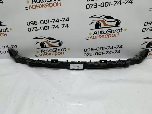 Кронштейн бампера заднього, центральний 149404500A TESLA