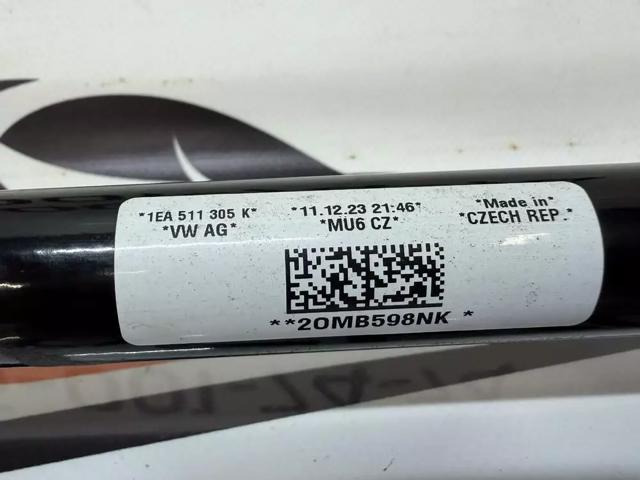 Задній стабілізатор  1EA511305K VAG