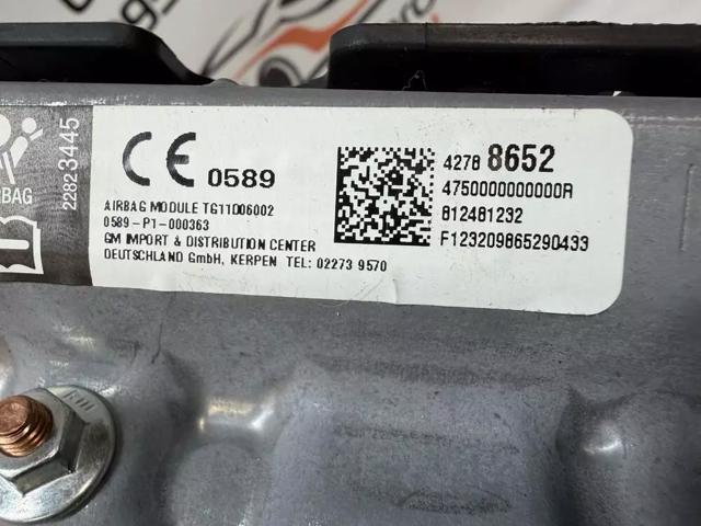 Подушка безпеки (AIRBAG) пасажирська, захисту колін 42788652 GM