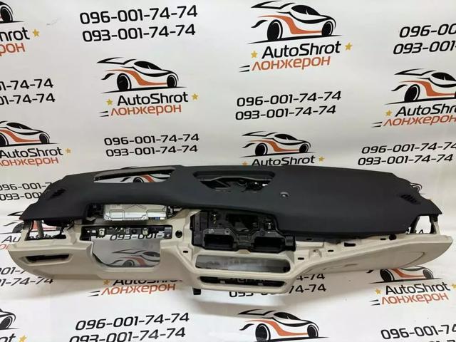 Передня панель 51459628092 BMW