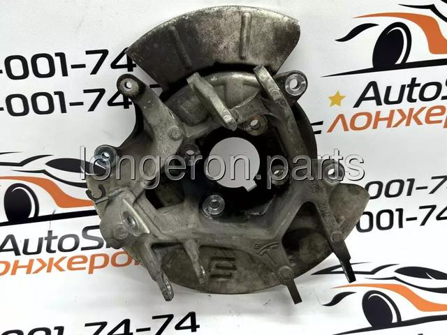Кулак поворотний правий 600702400B TESLA