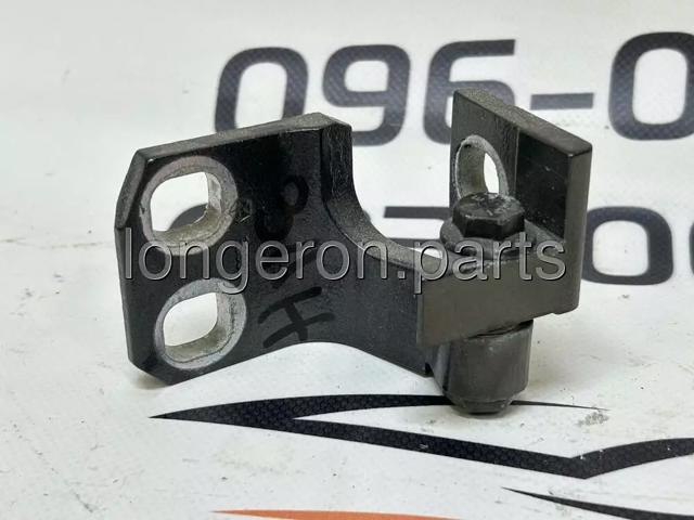 Петля задніх лівих дверей 68140737AB CHRYSLER