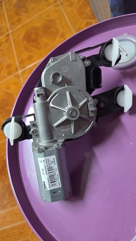 Моторчик заднього двірника 5H0955711A VAG