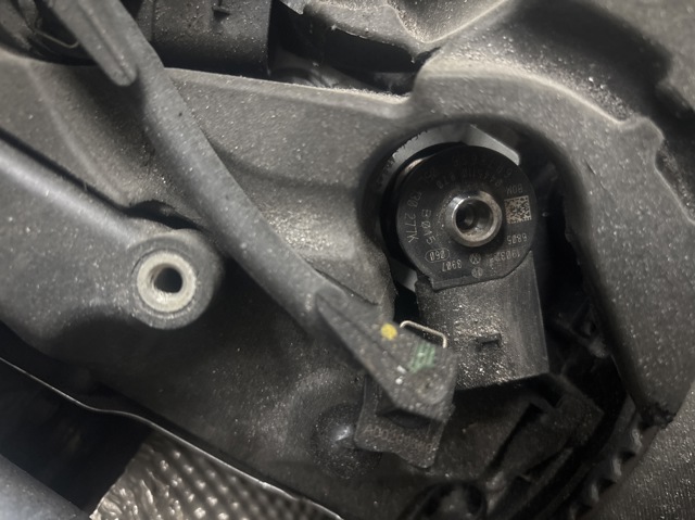 Форсунка паливна 05L130277K VAG