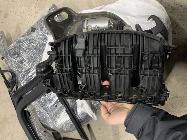 Колектор впускний 06L133201BH VAG