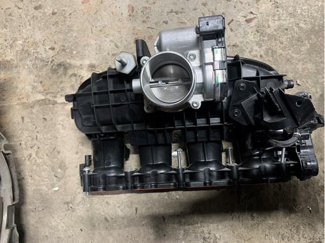 Колектор впускний 06L133201ES VAG