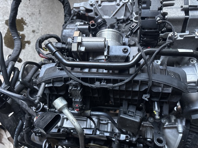 Колектор впускний 06L133201FP VAG