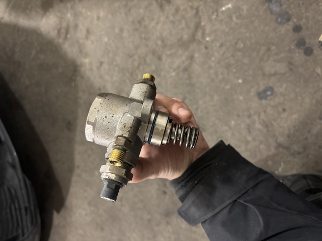 Насос паливний високого тиску (ПНВТ) 06M127026P VAG