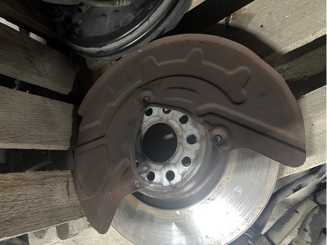 Захист гальмівного диска, переднього, лівого 1EA615311E VAG