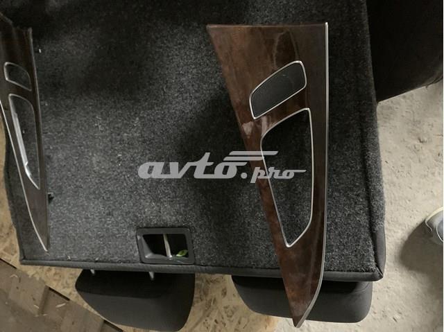 Облицювання внутрішньої ручки двері, задньої, правої 4G0867420DLE2 VAG