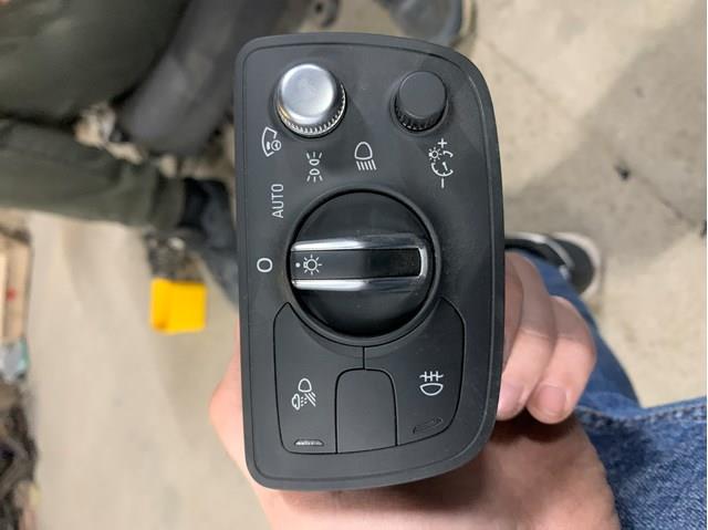 Перемикач світла фар, на "торпедо" 4G0941531AN VAG