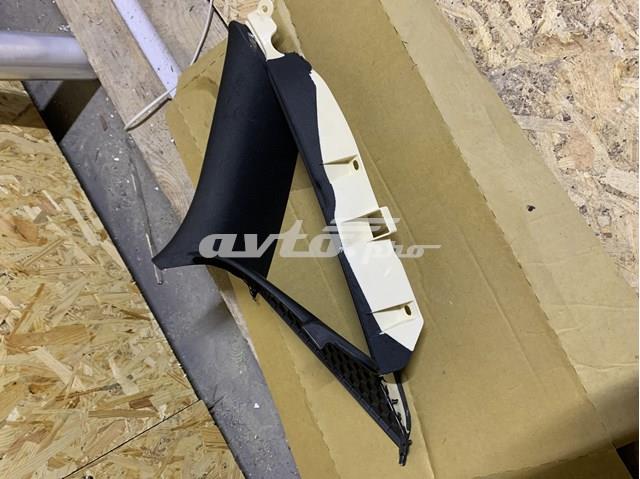 Обшивка стійки кузова внутрішня, задня права 4G5867288JY1 VAG
