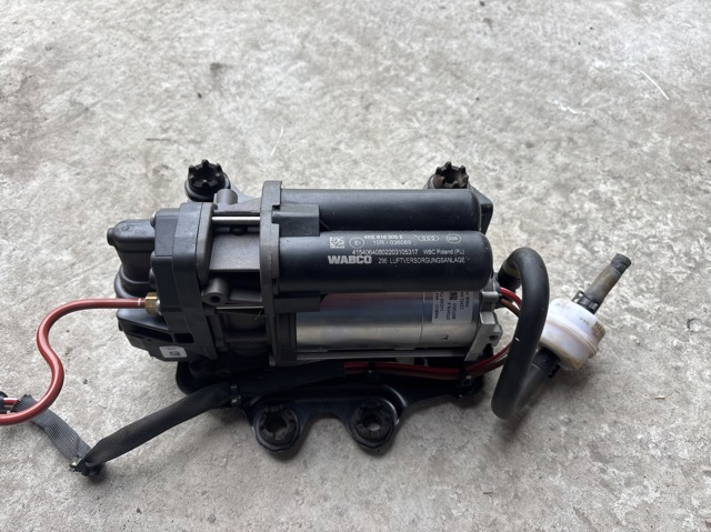 Компресор підкачки амортизаторів 4KE616005D VAG