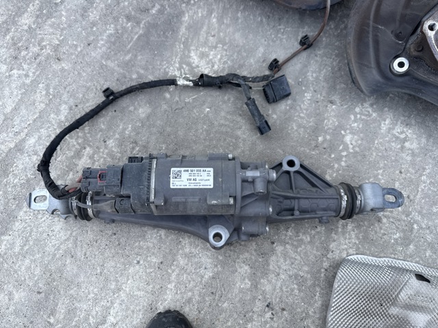 Управління рульове в зборі 4M0501055AA VAG