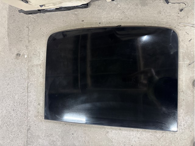 Кришка люка даху передня 4M0877055A VAG