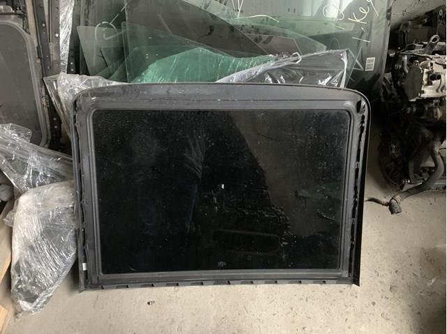 Кришка люка даху передня 4M0877055D VAG