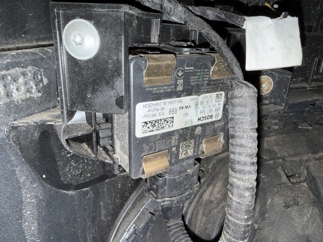 Датчик контролю мертвої зони, задній 4M0907566G VAG