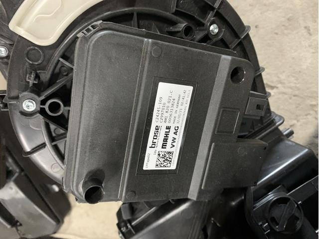 Електромотор пічки 4M1820021C VAG