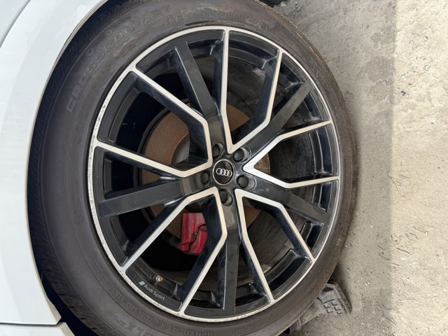 Диски литі (легкосплавні, титанові) 4M8601025Q VAG