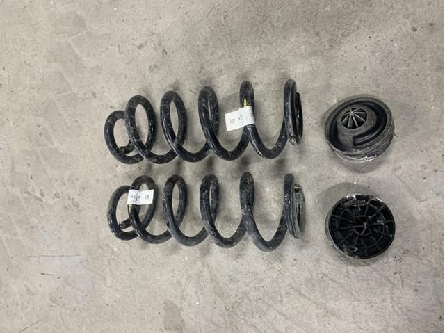 Пружина задня 80A511115BE VAG