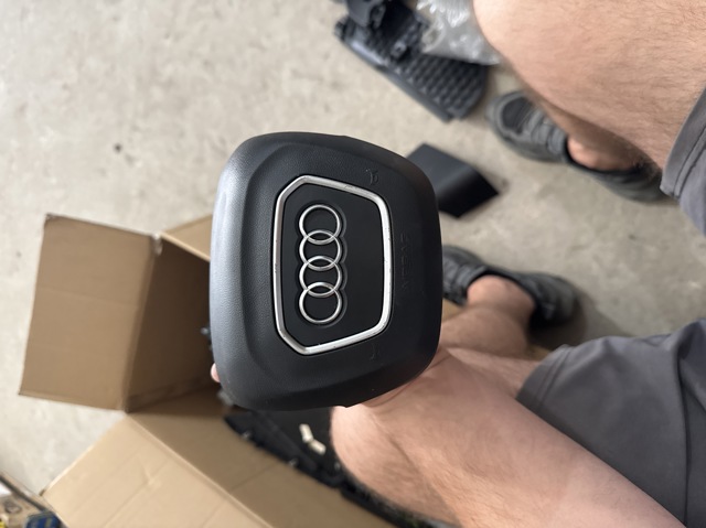 Подушка безпеки, водійська, AIRBAG 80A880201G VAG