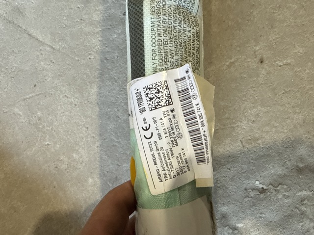 Подушка безпеки, збоку ейрбегів 80A880741L VAG
