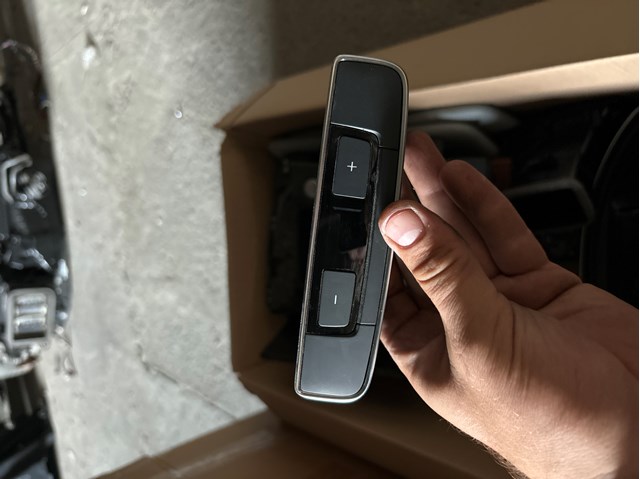 Регулятор вентилятора обігрівача 80A919158 VAG