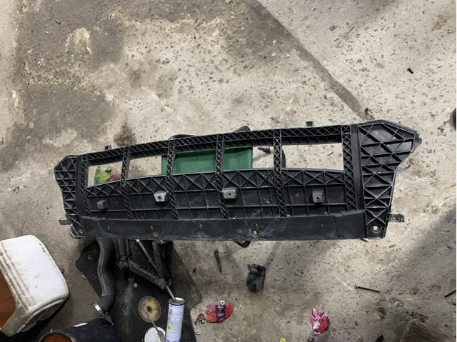 Захист бампера переднього 8R0807233C VAG