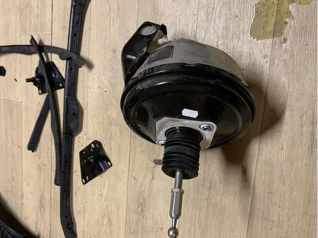 Підсилювач гальма вакуумний 8W0612107 VAG