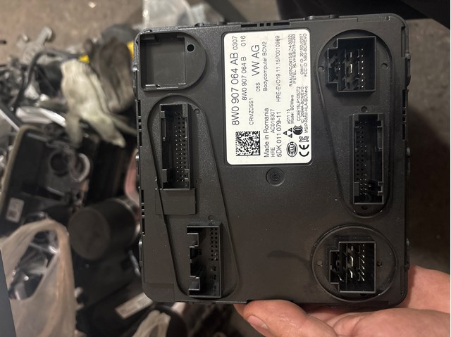 Блок комфорту 8W0907064AB VAG