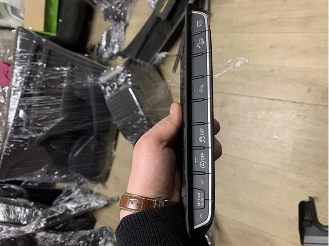 Блок кнопок центральної консолі 8W0925301BD5PR VAG