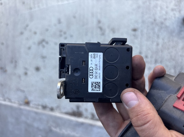 Корпус запобіжників 8W0941824AK VAG